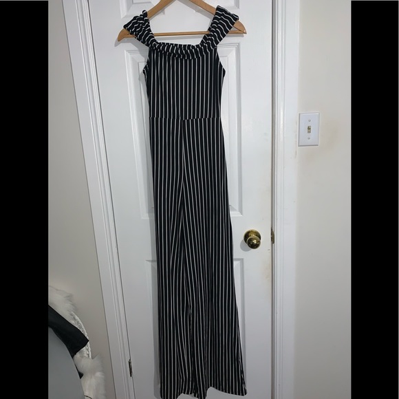 Forever 21 jumpsuit - Picture 2 of 3